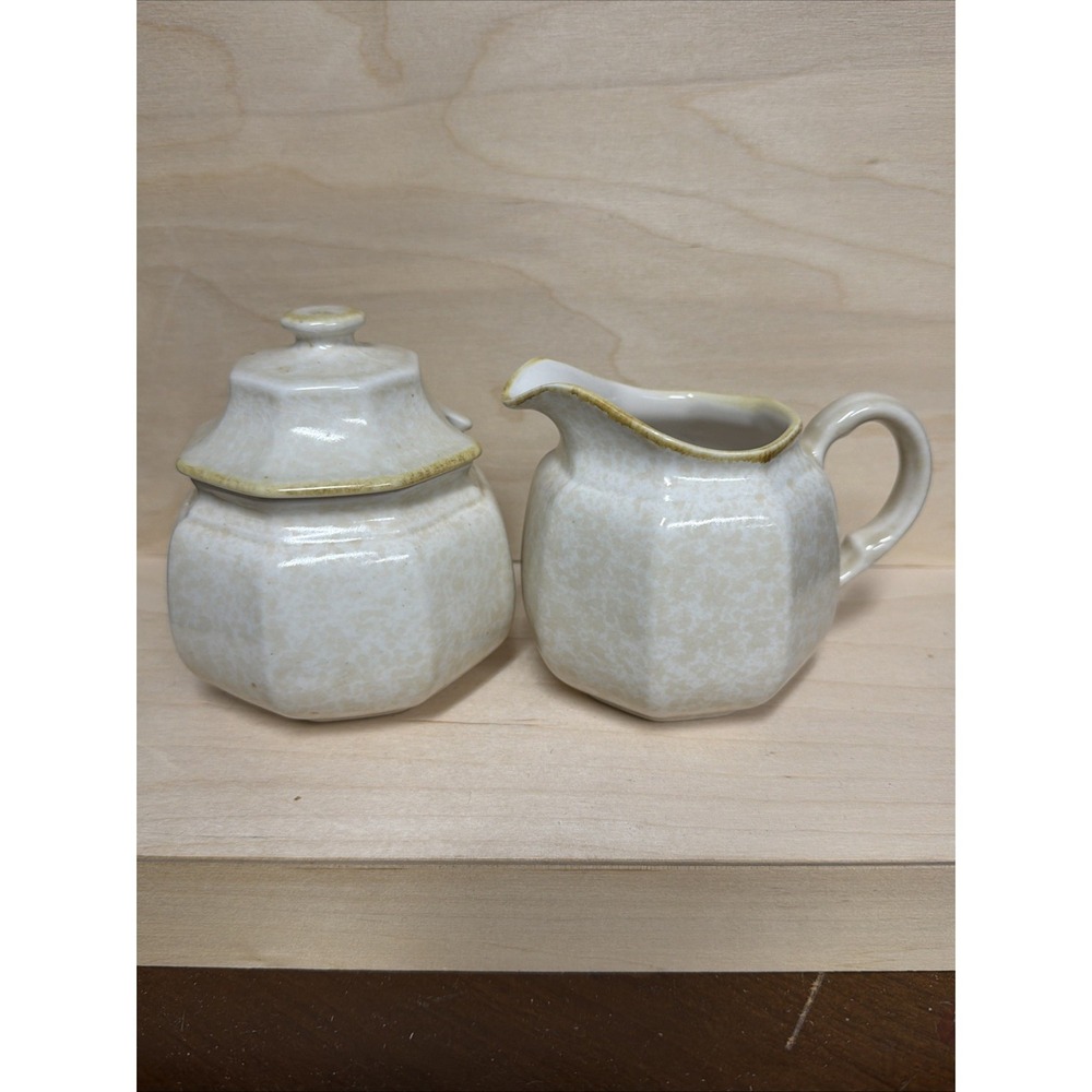 Mikasa Avante Ivory Creamer and Sugar Bowl with Lid Retro Vintage